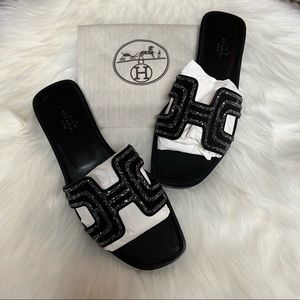 Authentic Brand Hermes Oran Sandal Noir Size 37.5